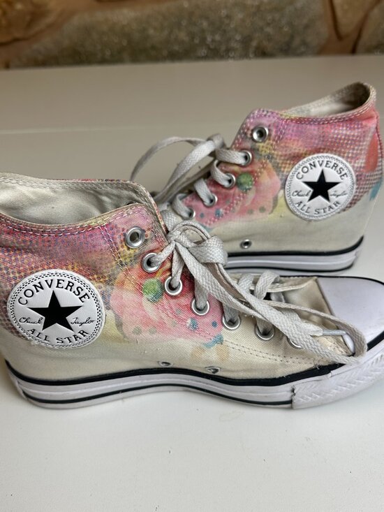 Converse Chuck Taylor All Star Lux Mid "Digital Floral" Wedge Sneakers - Picture 2 of 11